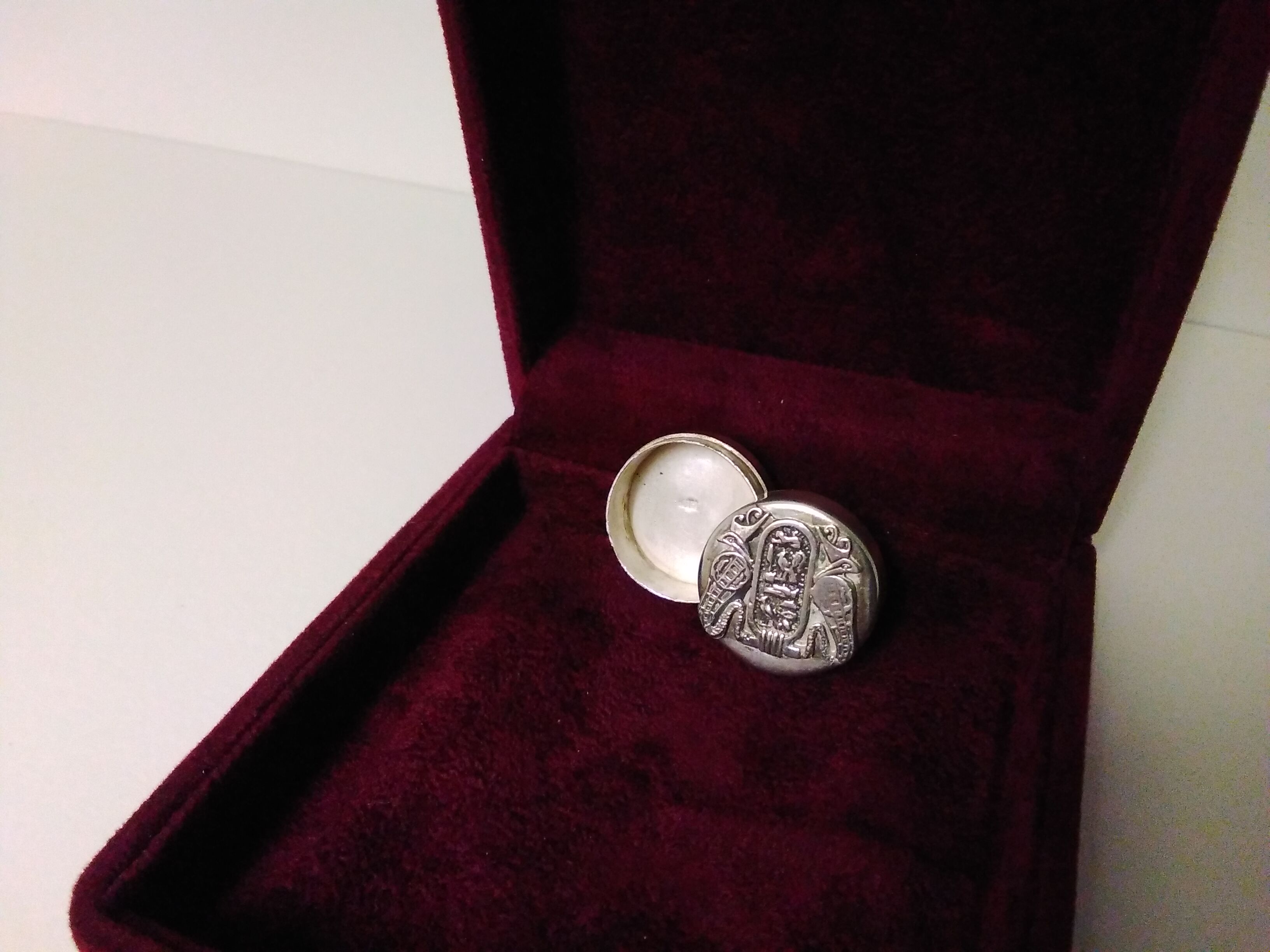 Art Deco Silver Circular Box with sophisticated Hieroglyphic  Design SizeB